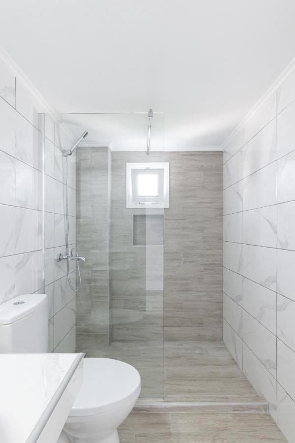 Valasi Apartments Скала-Фуркас Экстерьер фото