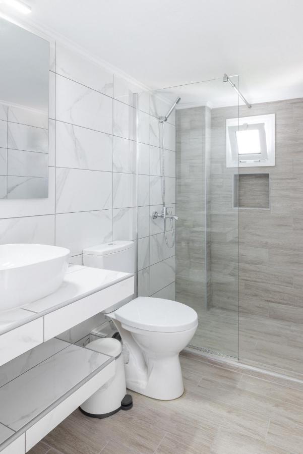 Valasi Apartments Скала-Фуркас Экстерьер фото